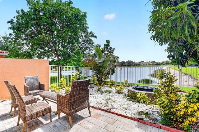 809 Triana Street, West Palm Beach, FL 33413