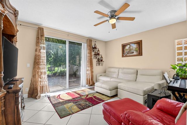 809 Triana Street, West Palm Beach, FL 33413