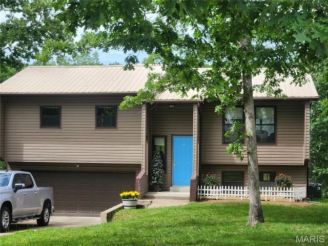 1126 S Deer Trail, Fredericktown, MO 63645