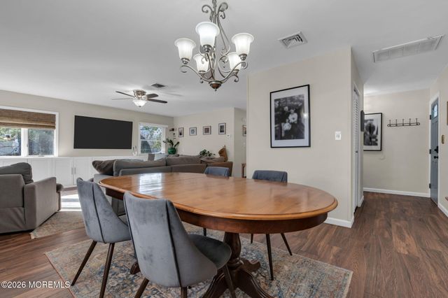 3 Noble Place, Aberdeen, NJ 07747