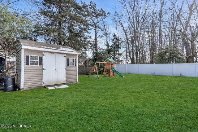 3 Noble Place, Aberdeen, NJ 07747