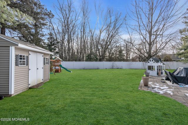 3 Noble Place, Aberdeen, NJ 07747