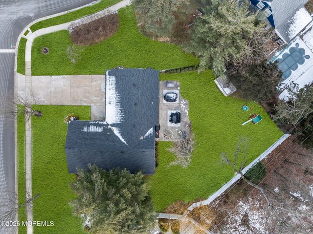 3 Noble Place, Aberdeen, NJ 07747