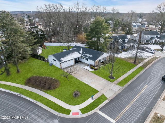 3 Noble Place, Aberdeen, NJ 07747