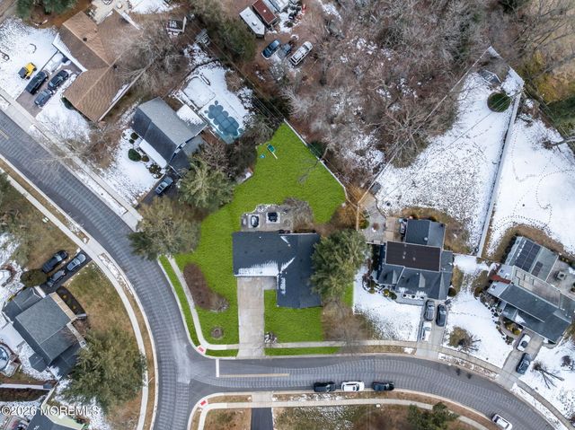 3 Noble Place, Aberdeen, NJ 07747