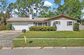 1147 Harms Way, Port Orange, FL 32129