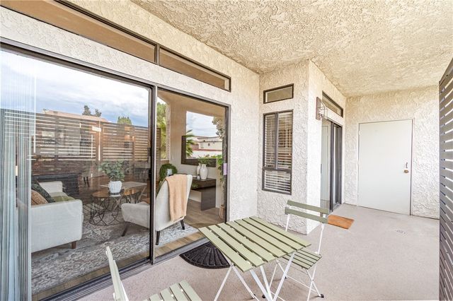 5071 Dorado Drive 106, Huntington Beach, CA 92649