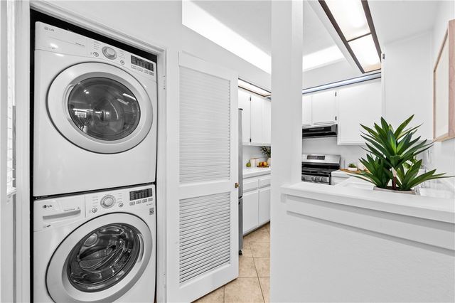 5071 Dorado Drive 106, Huntington Beach, CA 92649