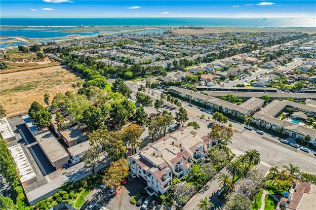 5071 Dorado Drive 106, Huntington Beach, CA 92649