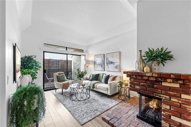 5071 Dorado Drive 106, Huntington Beach, CA 92649