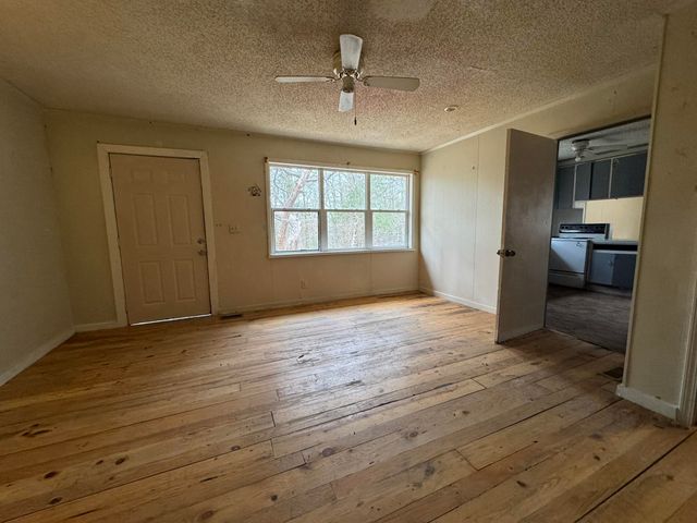 1212 Clark Lane, Horseshoe Bend, AR 72512