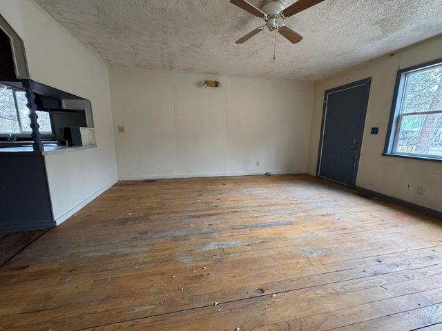 1212 Clark Lane, Horseshoe Bend, AR 72512