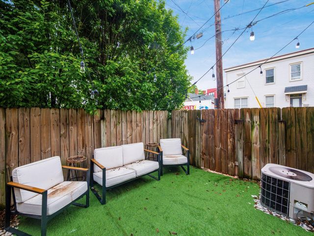 260 E 2nd Avenue, Columbus, OH 43201