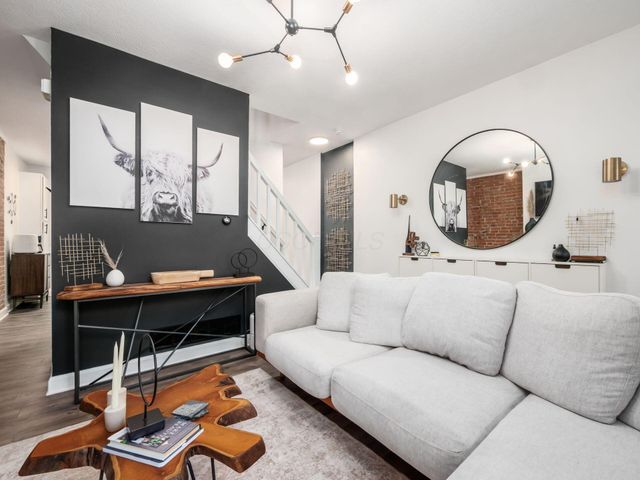 260 E 2nd Avenue, Columbus, OH 43201