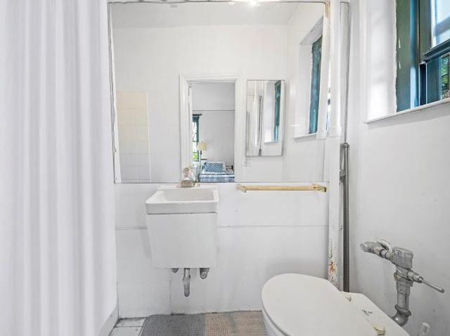 34-41 78 Street 5E, Jackson Heights, NY 11372