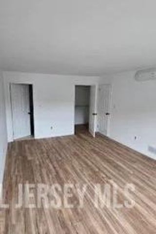 112 Bavrely Hills Terrace C, Woodbridge Proper, NJ 07095
