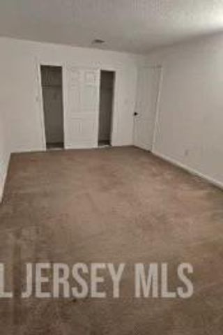 112 Bavrely Hills Terrace C, Woodbridge Proper, NJ 07095