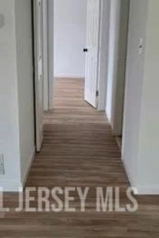 112 Bavrely Hills Terrace C, Woodbridge Proper, NJ 07095