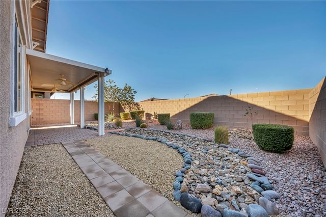 379 Pretissimo Lane, Henderson, NV 89011
