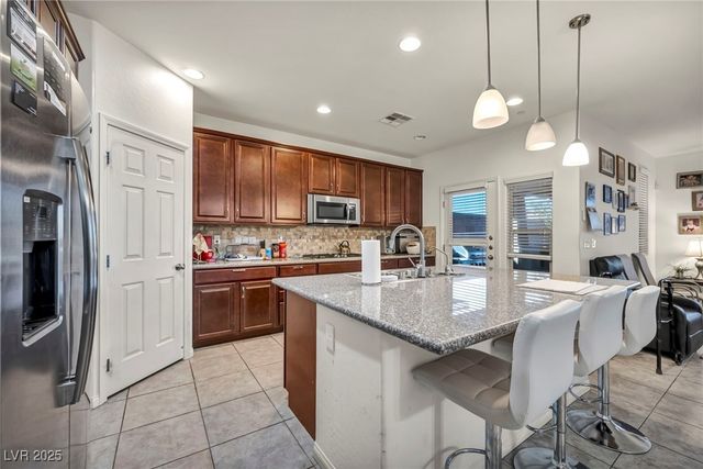 379 Pretissimo Lane, Henderson, NV 89011