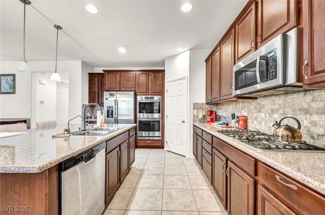 379 Pretissimo Lane, Henderson, NV 89011