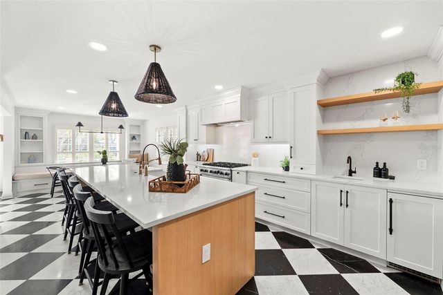 1207 S DRUID LANE, Tampa, FL 33629