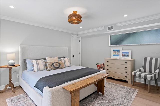 1207 S DRUID LANE, Tampa, FL 33629