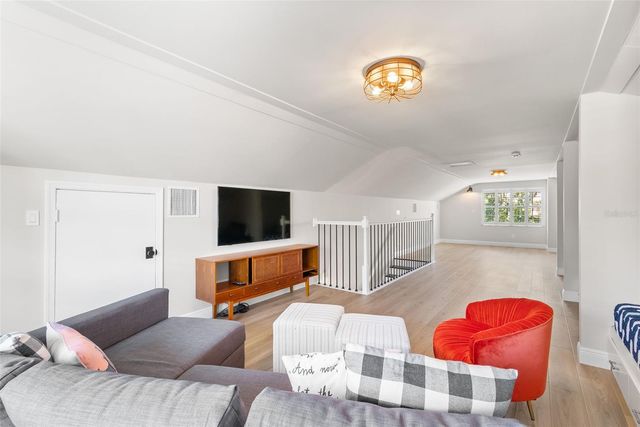 1207 S DRUID LANE, Tampa, FL 33629