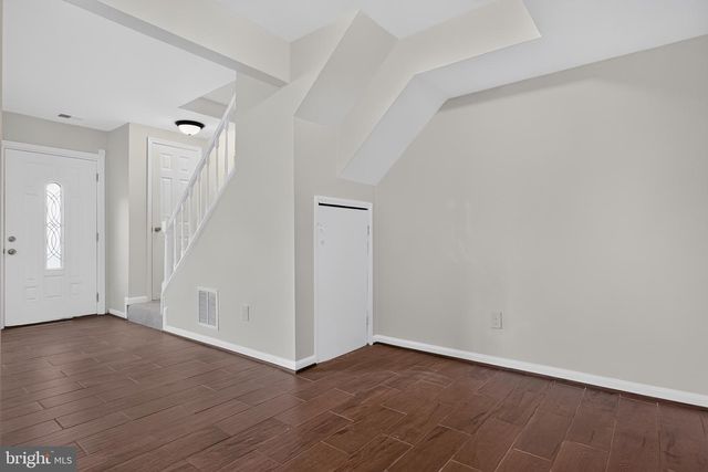 9836 HAGEL CIR, Lorton, VA 22079