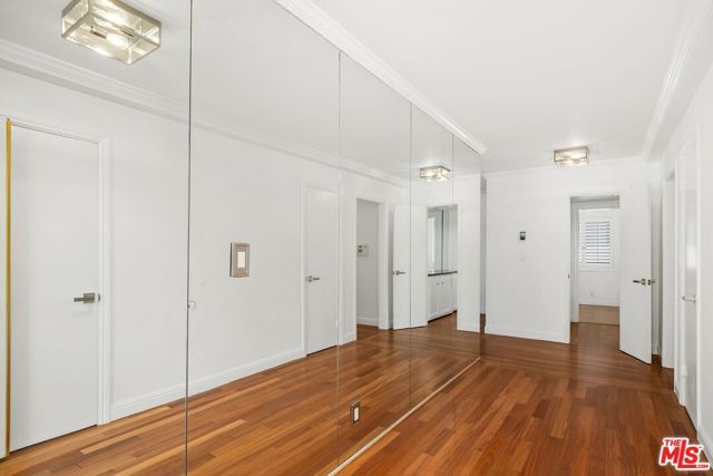 404 San Vicente Boulevard 201, Santa Monica, CA 90402