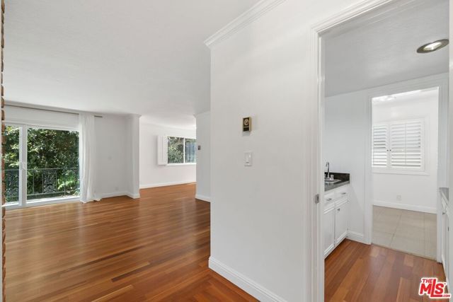 404 San Vicente Boulevard 201, Santa Monica, CA 90402