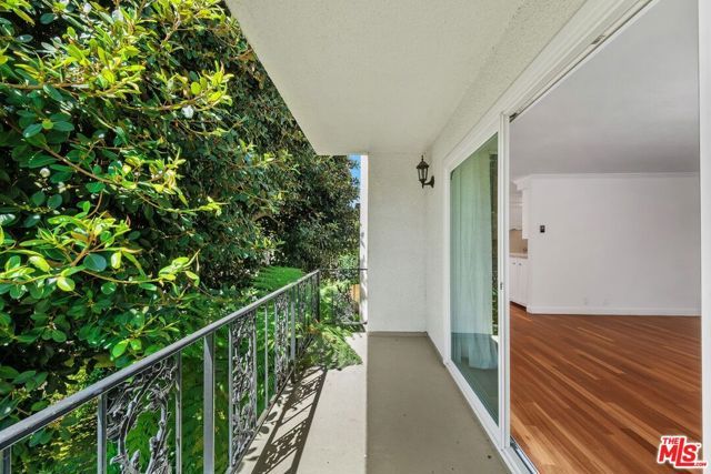 404 San Vicente Boulevard 201, Santa Monica, CA 90402
