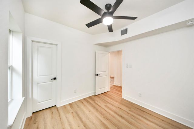 934 South Lane Unit A-B, Houston, TX 77088