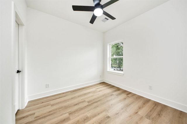 934 South Lane Unit A-B, Houston, TX 77088