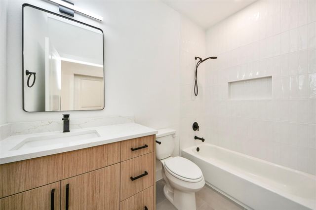 934 South Lane Unit A-B, Houston, TX 77088