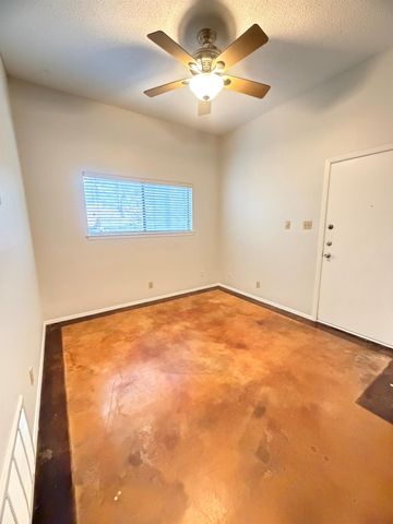 1620 Waterston Ave 205, Austin, TX 78703