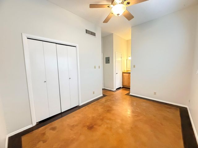 1620 Waterston Ave 205, Austin, TX 78703