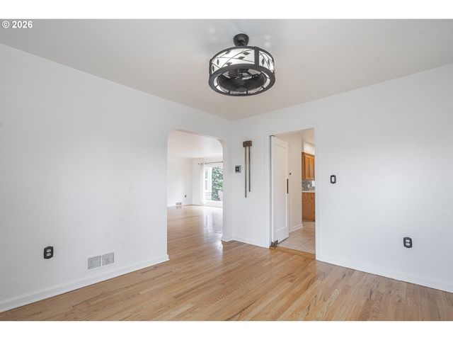 2742 BLUFF Ave Se, Salem, OR 97302