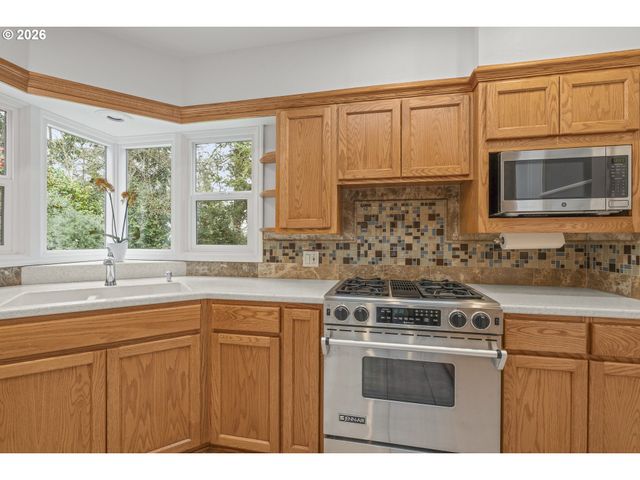 2742 BLUFF Ave Se, Salem, OR 97302