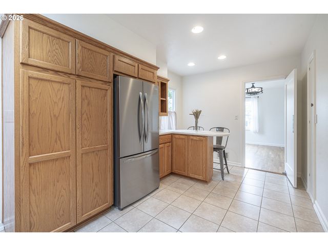 2742 BLUFF Ave Se, Salem, OR 97302