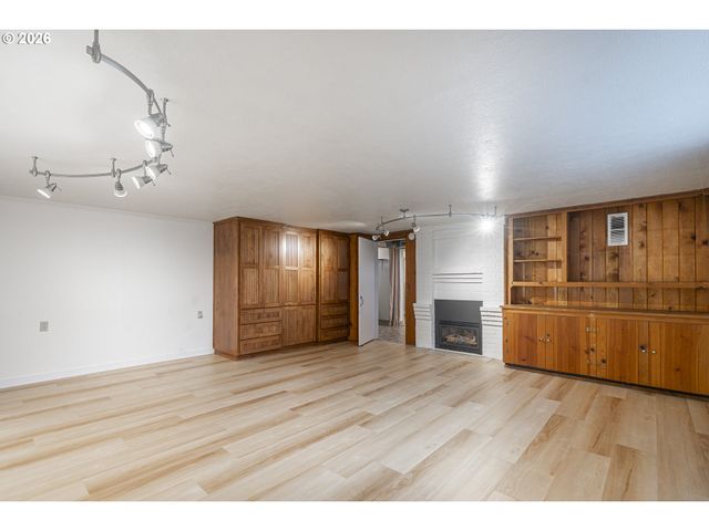 2742 BLUFF Ave Se, Salem, OR 97302