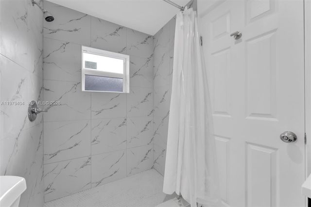 2121 SW 30th Ct 2121, Miami, FL 33145