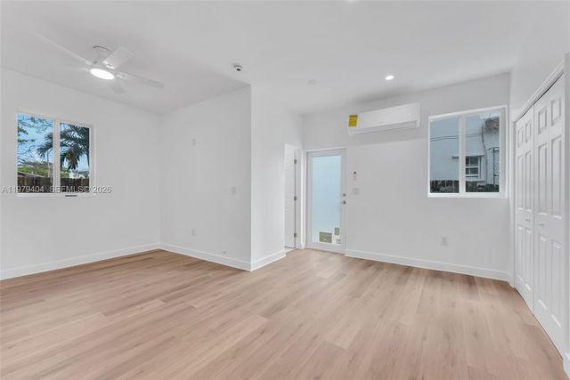 2121 SW 30th Ct 2121, Miami, FL 33145