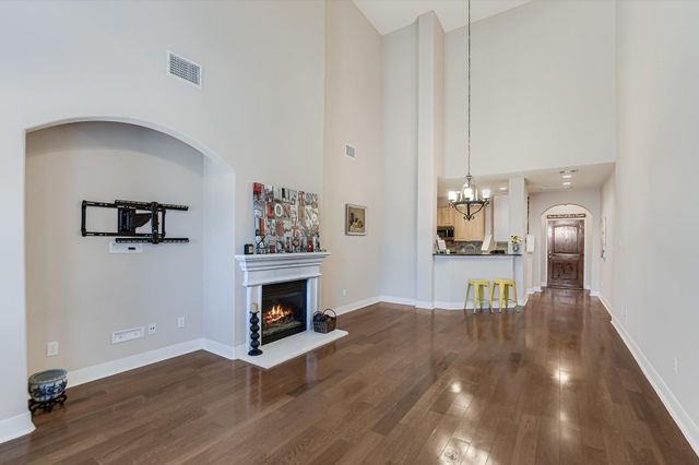 2210 Onion Creek PKWY 503, Austin, TX 78747