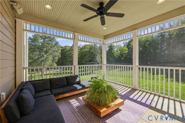 7512 Earthworks Dr, Mechanicsville, VA 23111