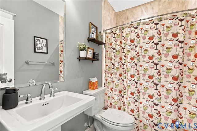 7512 Earthworks Dr, Mechanicsville, VA 23111