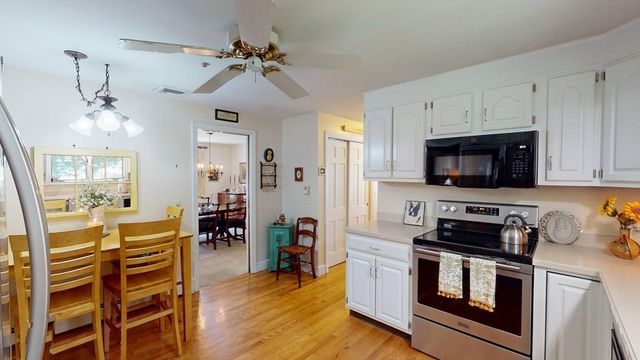 41 Wagon Wheel Rd, North Attleboro, MA 02760