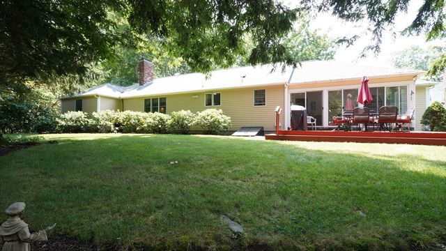 41 Wagon Wheel Rd, North Attleboro, MA 02760