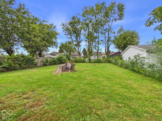 106 Plum Street, Anderson, IN 46012