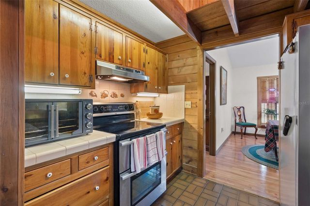 17055 SWEETWATER ROAD, Dade City, FL 33523